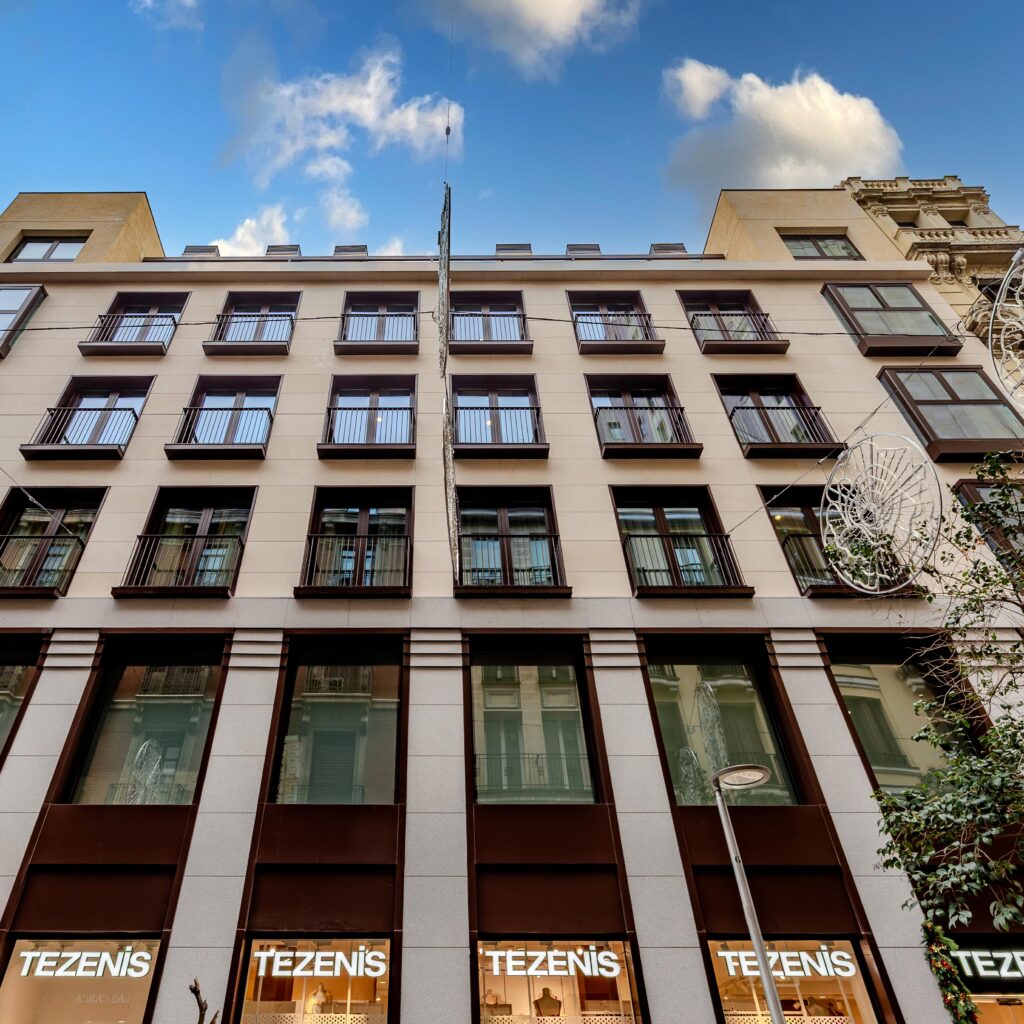 Activos Alting - Apartamentos turísticos en Fuencarral, 6, Madrid